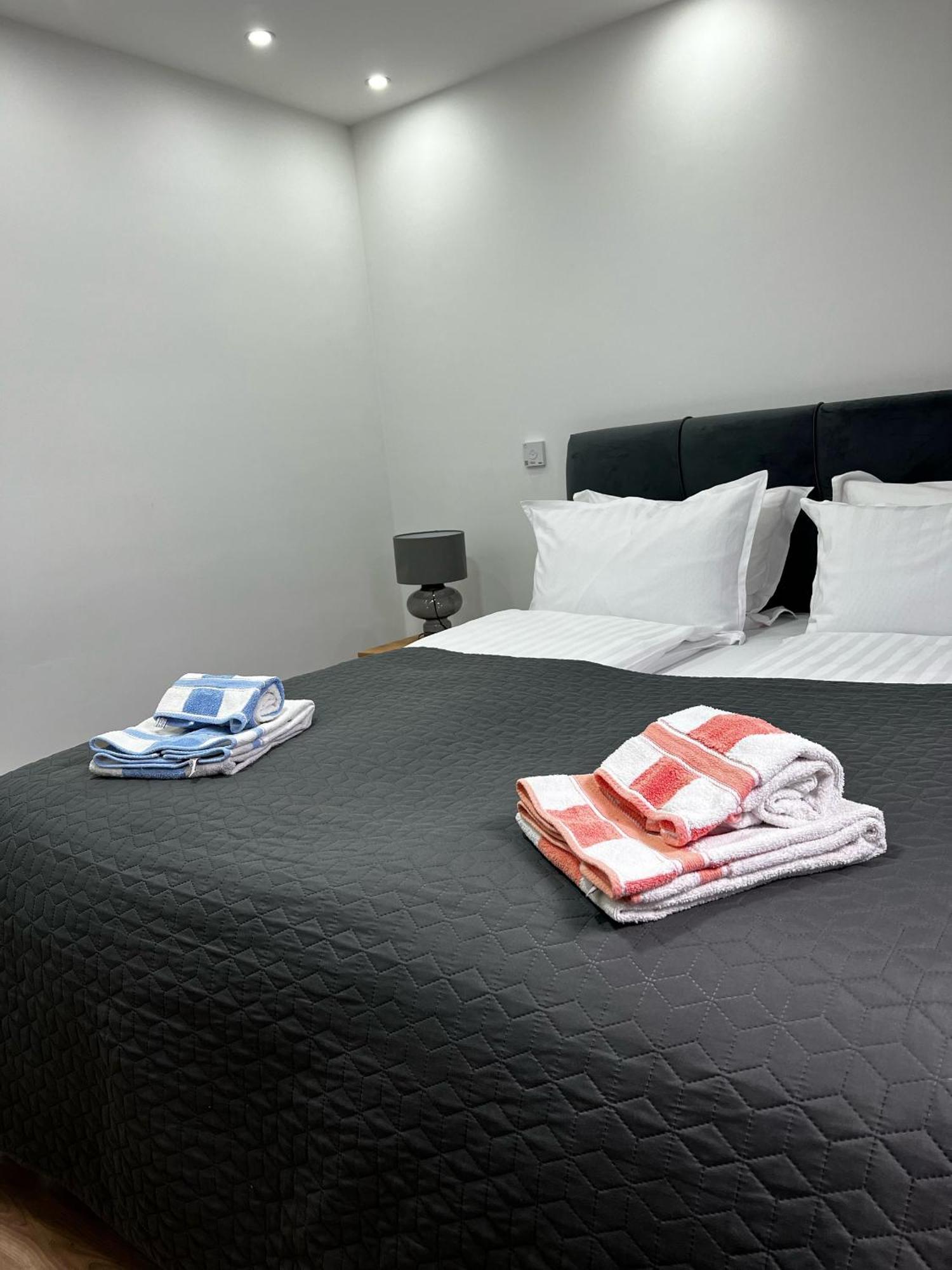 No1 Lux Apartment In Heart Of Sarajevo Bagian luar foto