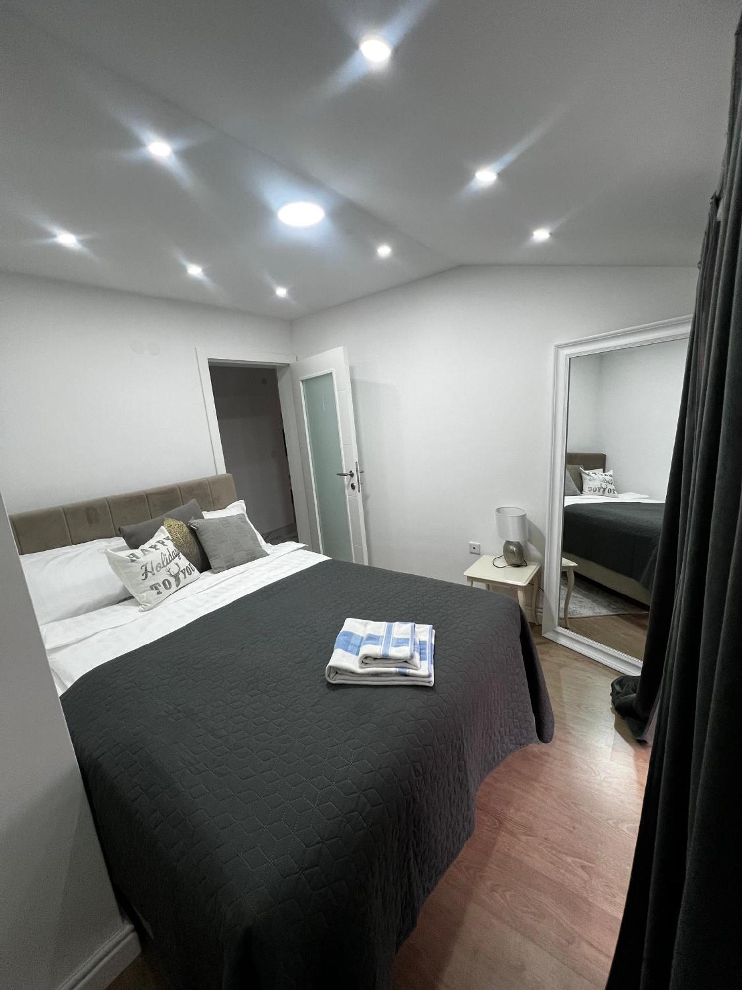 No1 Lux Apartment In Heart Of Sarajevo Bagian luar foto